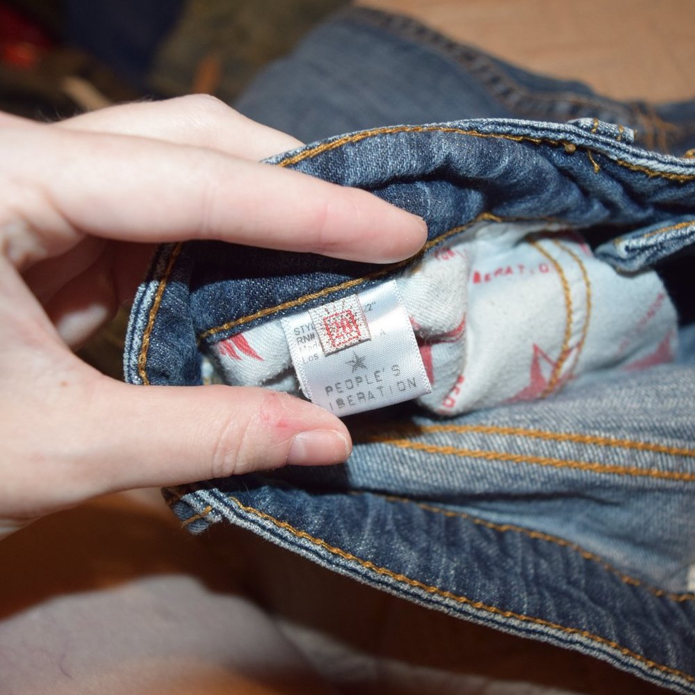 Jeans - Picture 4 of 5